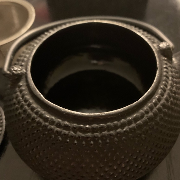 Cast iron teapot with infuser made in Japan BNWOB - Picture 4 of 8